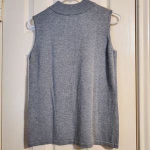 Joan Rivers Grey sweater